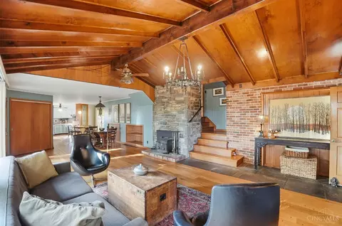 4412 Grove Ave, Mariemont, OH 45227 photo 6