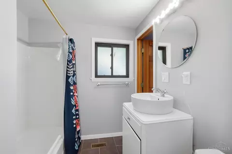 4412 Grove Ave, Mariemont, OH 45227 photo 36