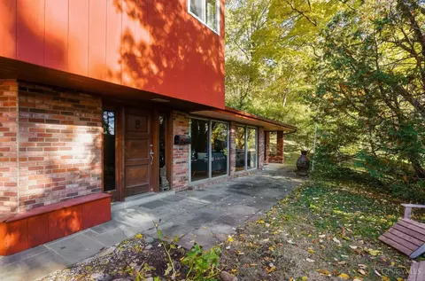 4412 Grove Ave, Mariemont, OH 45227 photo 2