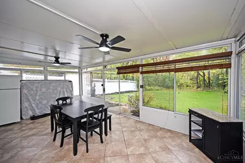 Exterior - 4322 Beechmont Dr, Cincinnati, OH 45244 photo 5 of 10