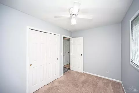 Bedroom - 4322 Beechmont Dr, Cincinnati, OH 45244 photo 9 of 9