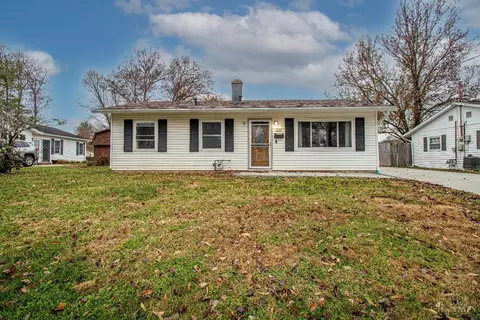 225 Sioux Dr, Loveland, OH 45140