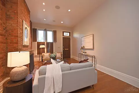 913 Paradrome St, Cincinnati, OH 45202 photo 68