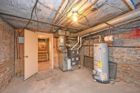 913 Paradrome St, Cincinnati, OH 45202 photo 48