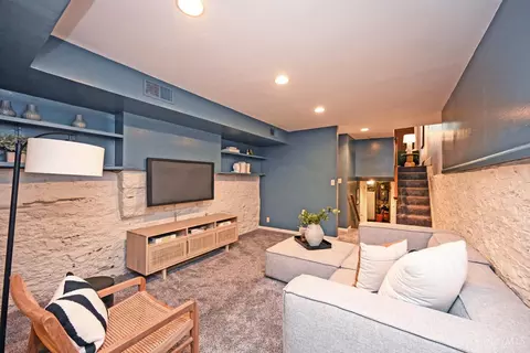 913 Paradrome St, Cincinnati, OH 45202 photo 42