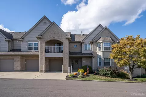 815 Neeb Rd, Cincinnati, OH 45233