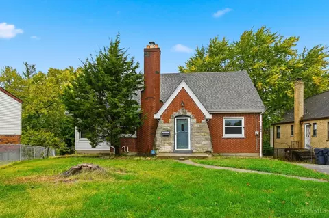 4998 Mt Alverno Rd, Cincinnati, OH 45238