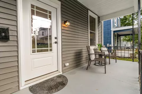 127 Meridian St, Cincinnati, OH 45233 photo 2