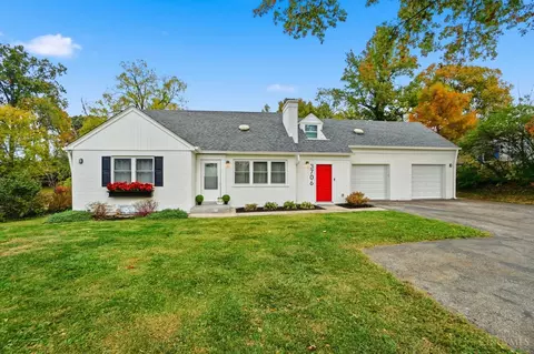 3706 Glendale Milford Rd, Evendale, OH 45241