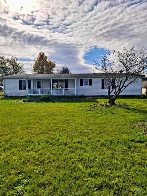 9027 Blazer Rd, Greenfield, OH 45123