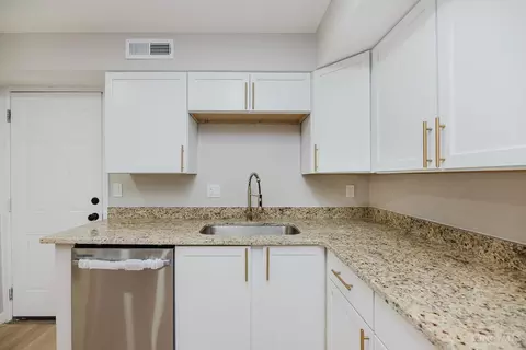 Kitchen - 6169 Sheed Rd, Cincinnati, OH 45247 photo 3 of 3