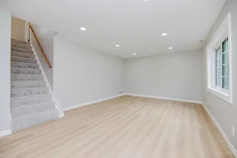 Living - 6169 Sheed Rd, Cincinnati, OH 45247 photo 2 of 2
