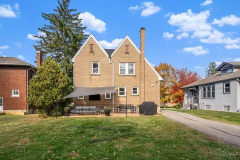 Exterior - 6515 Iris Ave, Cincinnati, OH 45213 photo 6 of 12