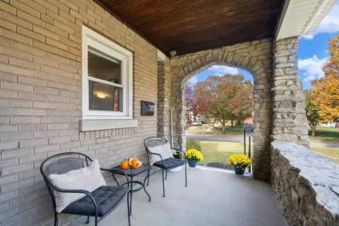 Exterior - 6515 Iris Ave, Cincinnati, OH 45213 photo 5 of 12