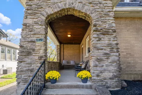 Exterior - 6515 Iris Ave, Cincinnati, OH 45213 photo 3 of 12