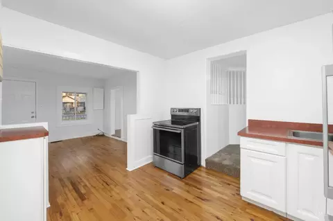 Entry Way - 8811 Pine Rd, Cincinnati, OH 45242 photo 2 of 2