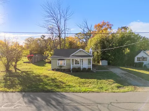 8811 Pine Rd, Cincinnati, OH 45242