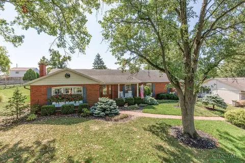 4593 Farview Ln, Cincinnati, OH 45247