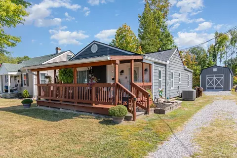 236 East St, Bethel, OH 45106