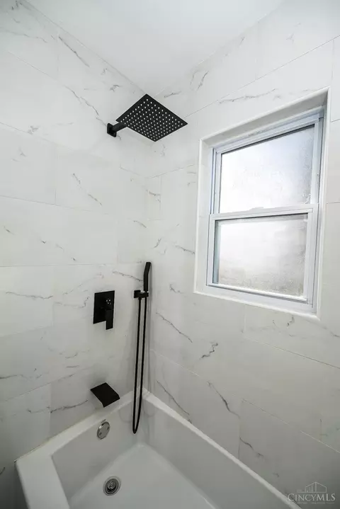 4612 Ward St, Cincinnati, OH 45227 photo 18