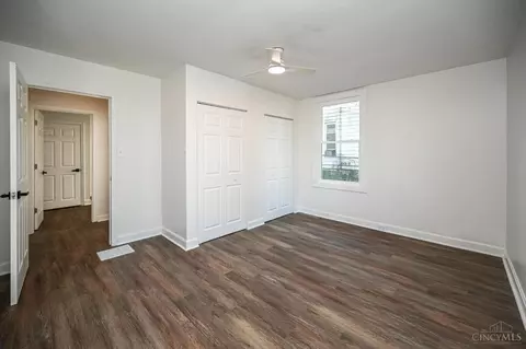 4612 Ward St, Cincinnati, OH 45227 photo 9