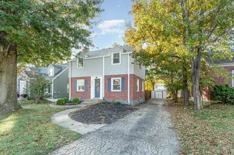 7833 Plainfield Rd, Deer Park, OH 45236