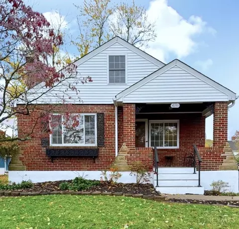 4255 Redmont Ave, Deer Park, OH 45236