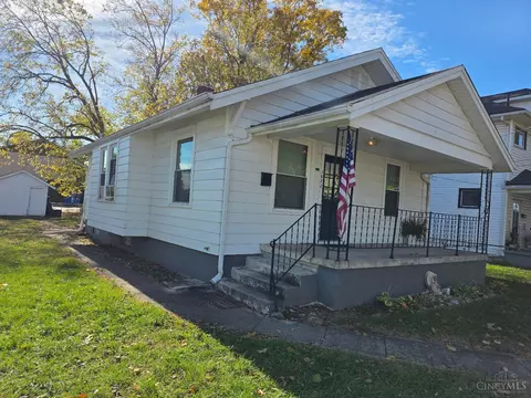 1027 Forest Ave, Hamilton, OH 45015 photo 2
