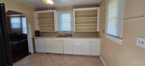 1027 Forest Ave, Hamilton, OH 45015 photo 8