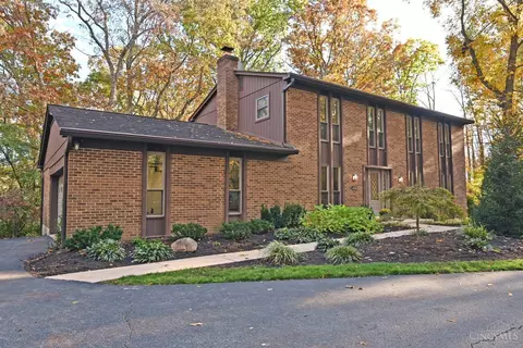 161 Dogwood Dr, Loveland, OH 45140