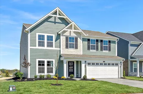 6071 Foothills Dr, Harrison, OH 45030