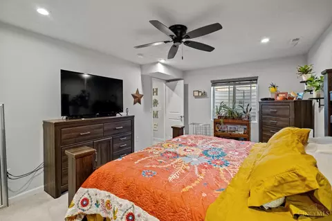 Bedroom - 9625 Forest Hill Dr, Harrison, OH 45030 photo 5 of 5