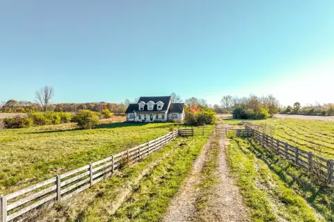 7180 Springfield Jamestown Rd, Springfield, OH 45502