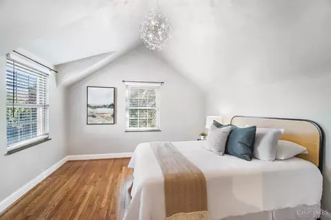 Bedroom - 6501 Ridge Ave, Cincinnati, OH 45213 photo 3 of 4