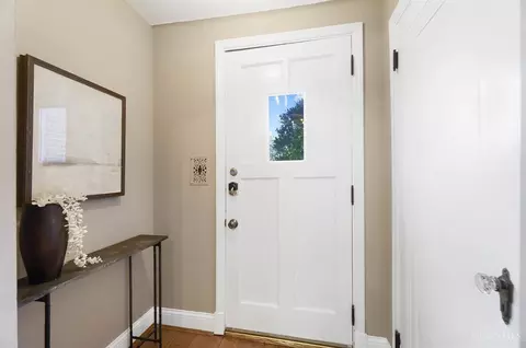 Entry Way - 6501 Ridge Ave, Cincinnati, OH 45213 photo 1 of 2
