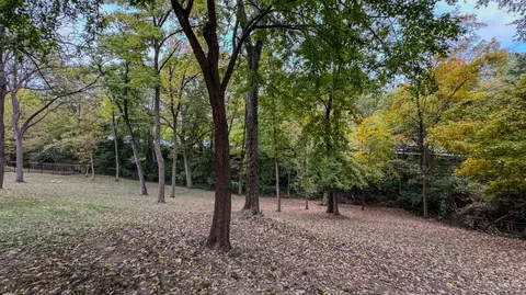 Exterior - 2304 Upland Pl, Cincinnati, OH 45206 photo 7 of 10