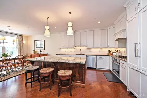 Kitchen - 6901 Murray Ave, Mariemont, OH 45227 photo 1 of 6