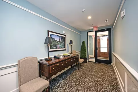 Entry Way - 6901 Murray Ave, Mariemont, OH 45227 photo 6 of 6