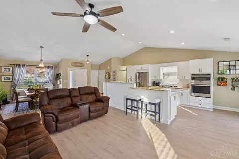 95 Paddock Ln, Monroe, OH 45050 photo 5