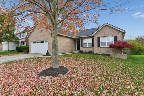 95 Paddock Ln, Monroe, OH 45050 photo 2