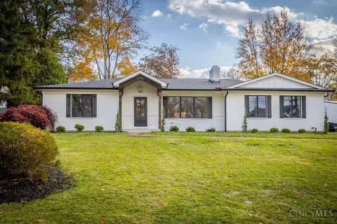 7969 Elbrecht Dr, Montgomery, OH 45242