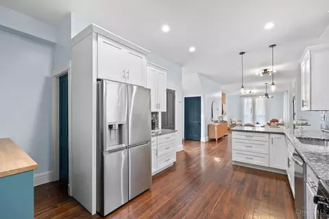 Kitchen - 1545 Pullan Ave, Cincinnati, OH 45223 photo 1 of 3