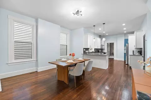 Dining - 1545 Pullan Ave, Cincinnati, OH 45223 photo 2 of 3