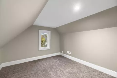 Bedroom - 1545 Pullan Ave, Cincinnati, OH 45223 photo 9 of 10