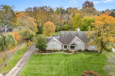 8126 Baywood Ct, Maineville, OH 45039
