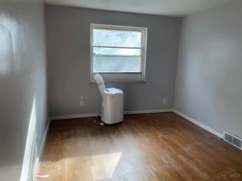 9496 Reading Rd, Reading, OH 45215 photo 6