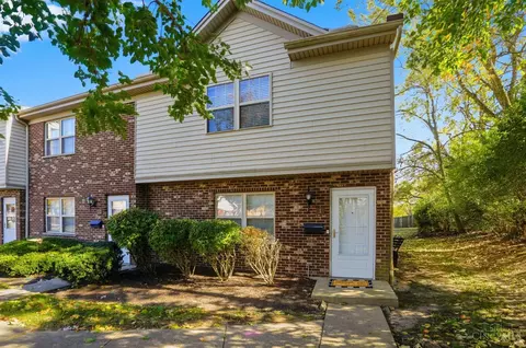5654 Cheviot Rd, Cincinnati, OH 45247