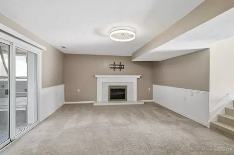 Living - 3590 Simpson Trce, Maineville, OH 45039 photo 2 of 3