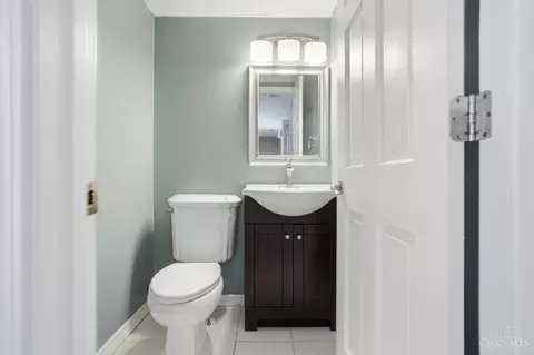 Bath - 3590 Simpson Trce, Maineville, OH 45039 photo 1 of 4