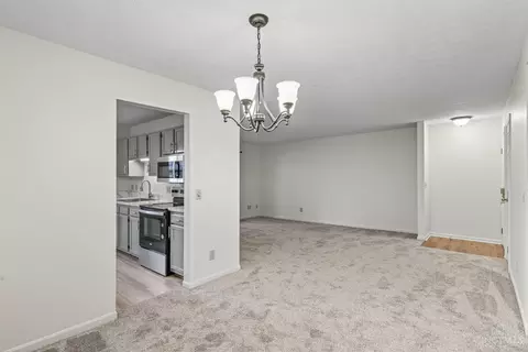 3302 N Bend Rd, Cincinnati, OH 45239 photo 10